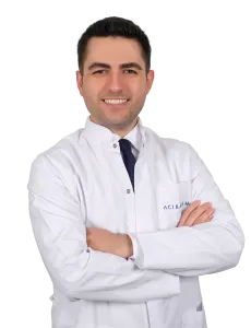 Dr. Mustafa Mert Okumuş (m)