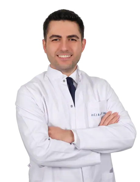 Dr. Mustafa Mert Okumuş (m)